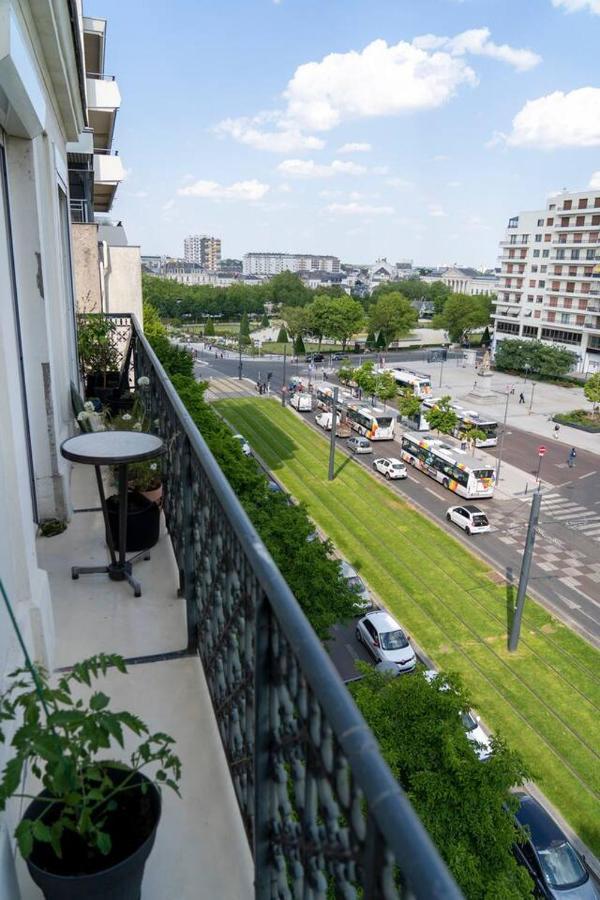 Haussmanien Apartment Angers Exterior photo
