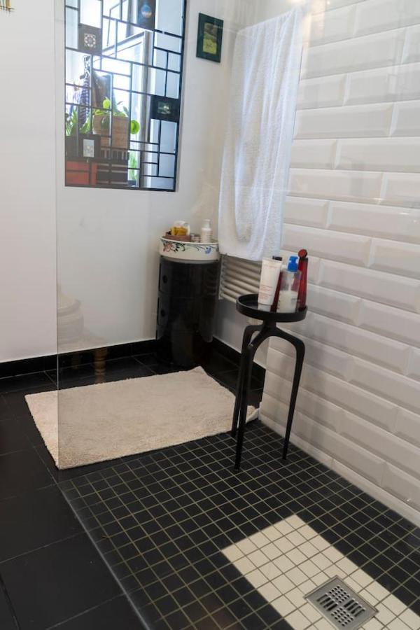Haussmanien Apartment Angers Exterior photo